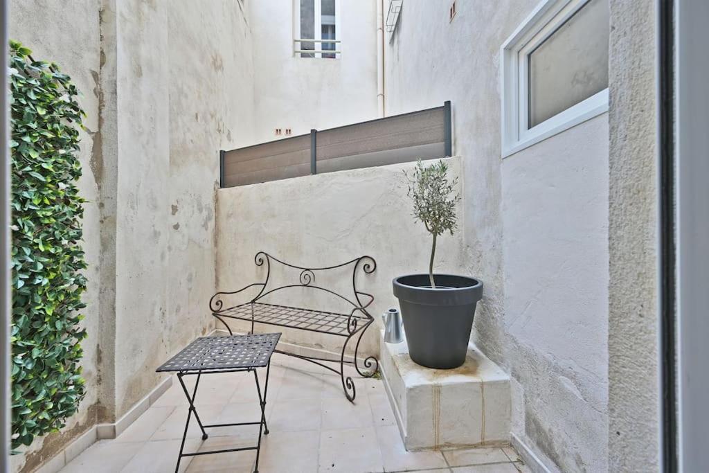 شقة L'Olivier - 2 Terrasses - Clim Ac - Wifi - Proche Theatres أفينيون المظهر الخارجي الصورة